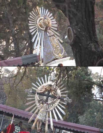 Unsplashed imagen de la Virgen y el Cristo en la Procesion del Milagro de Salta