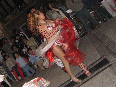 Imagen de bailarina del corso de Salta.