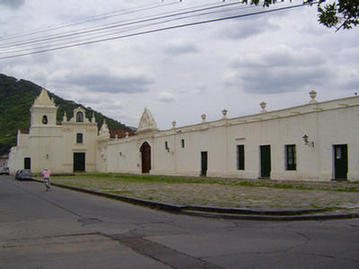 Foto de la esquina del Convento San Bernardo de Salta