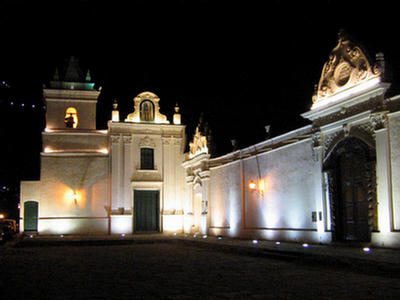 Foto iluminación del Convento San Bernardo de Salta