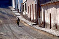 Foto de la calle empedrada en Iruya, Salta.